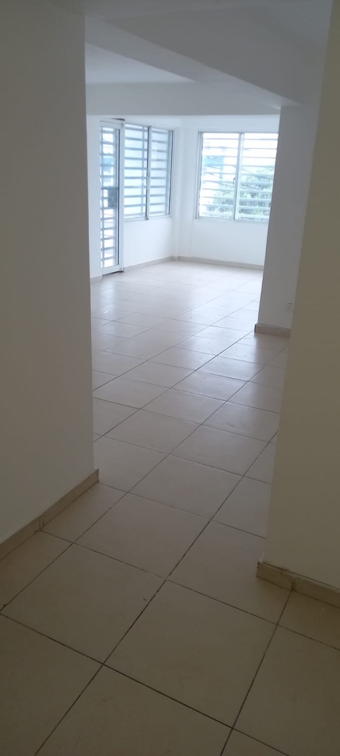 apartamentos - Vendo independencia Miramar segundo nivel dos habitaciones dos baños un parqueo  0