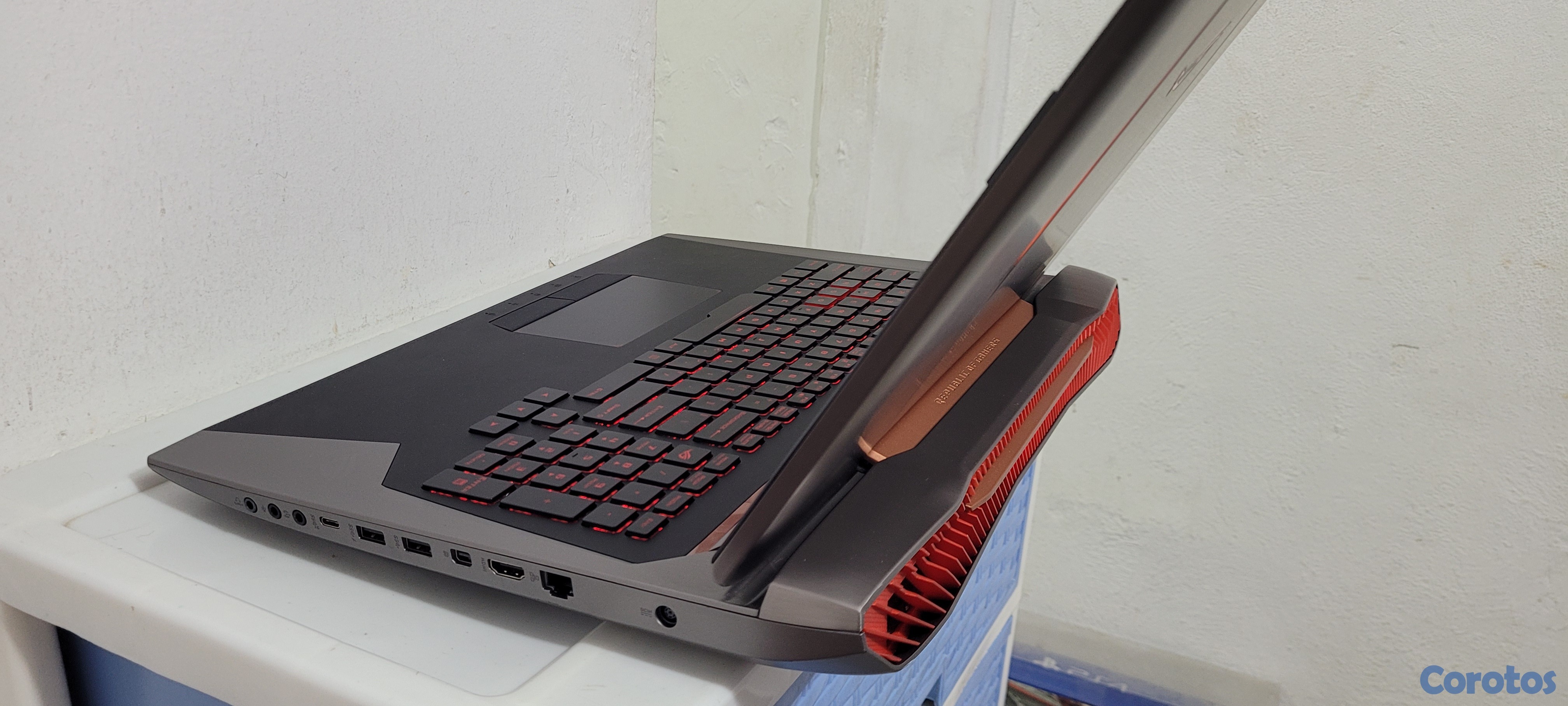 computadoras y laptops - Asus Gamer Core i7 2.7ghz Ram 32gb ddr4 Disco 256gb y 1tb Nvidea Gtx 1070 8gb  3