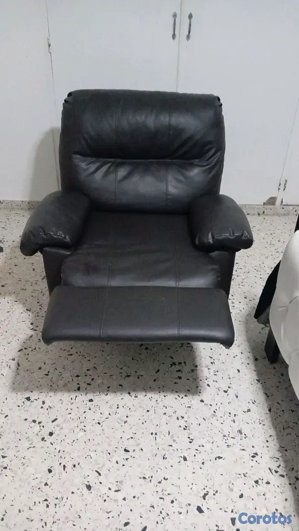 muebles y colchones - Vendo Juego de Muebles, Credenza y Sofa Reclinable 10