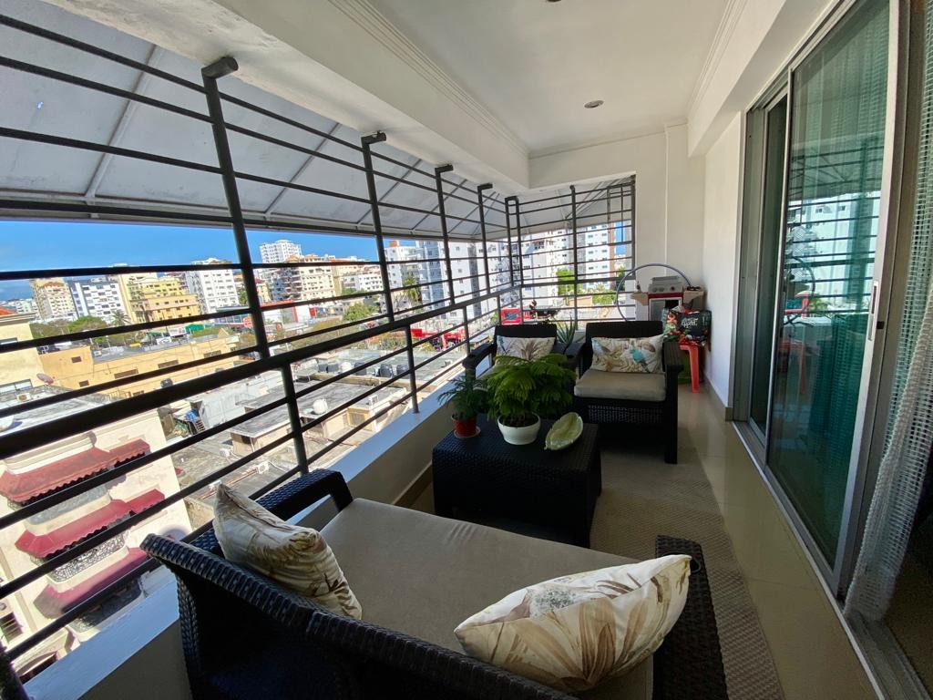 apartamentos - Vendo apartamento en Bella Vista
Amplio apartamento con excelente ubicación.
