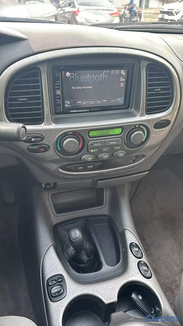 jeepetas y camionetas - Toyota Sequoia 2001 9