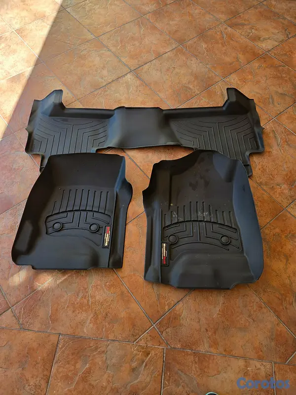 accesorios para vehiculos - ALFOMBRA PARA TAHOE Y CHERROKE TAMBIEN LE SIRVE A  3