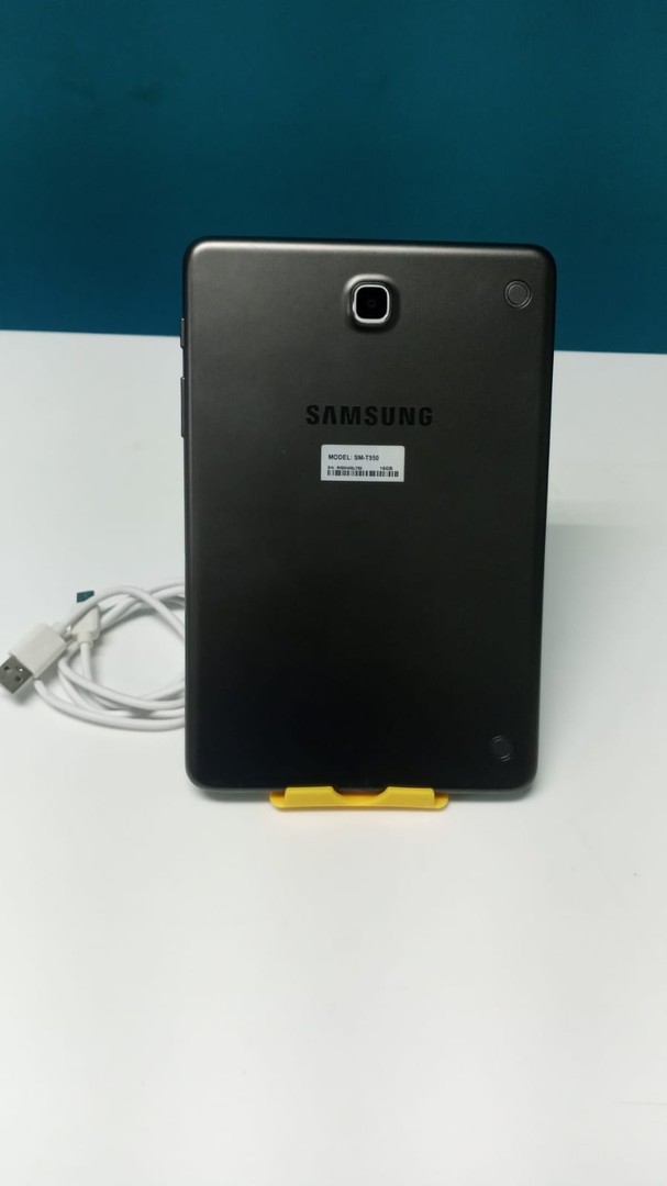 celulares y tabletas - RD$3,000     Tablet Samsung Galaxy Tab4, INCLUYE CABLE                           6