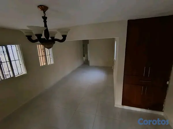 casas - Vendo Casa en Santo Domingo a 5 minutos de Carrefour  4