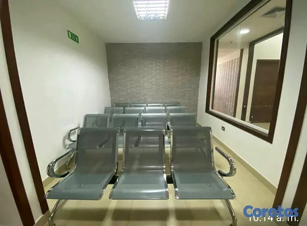 oficinas y locales comerciales - Vendo Edificio comercial en Gascue  2