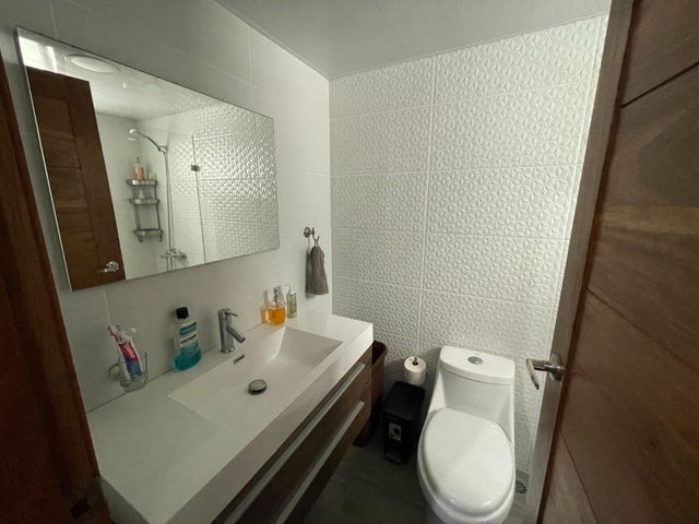penthouses - OPORTUNIDAD VENTA DE PENTHOUSE 3 HABITACIONES EN EVARISTO MORALES 5