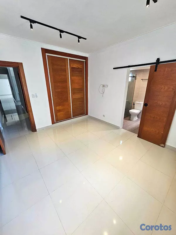 apartamentos - Apartamento en venta, Ensanche Naco. USD$275,000   7