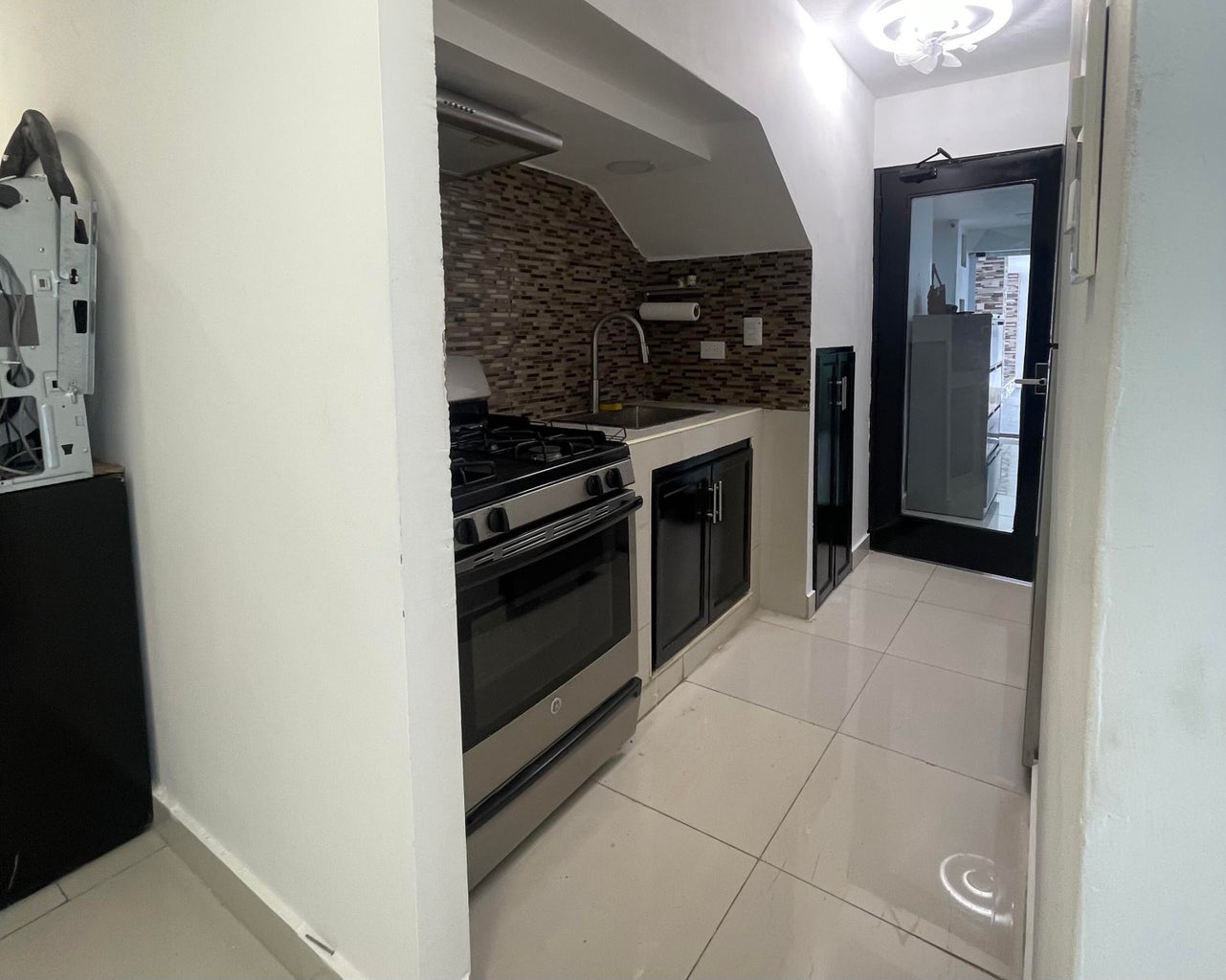 oficinas y locales comerciales - Amplio local de 67 m2 5