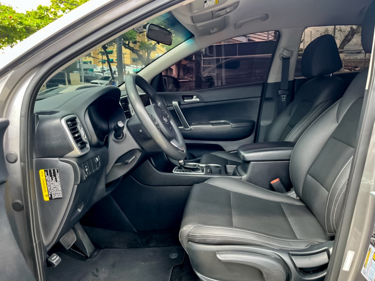 jeepetas y camionetas - Kia Sportage 2017. Motor GDI. Única dueña Rep.Dom luego de importada desde USA. 7