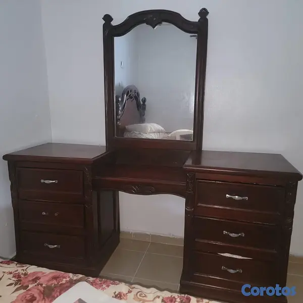 muebles y colchones - Juego de habitación en caoba (NEGOCIABLE) 2