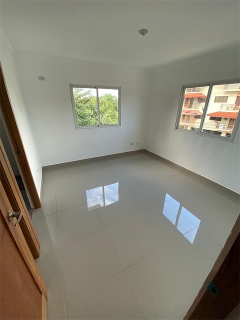 apartamentos - Venta de apartamentos en las palmas de alma rosa Santo Domingo este  3