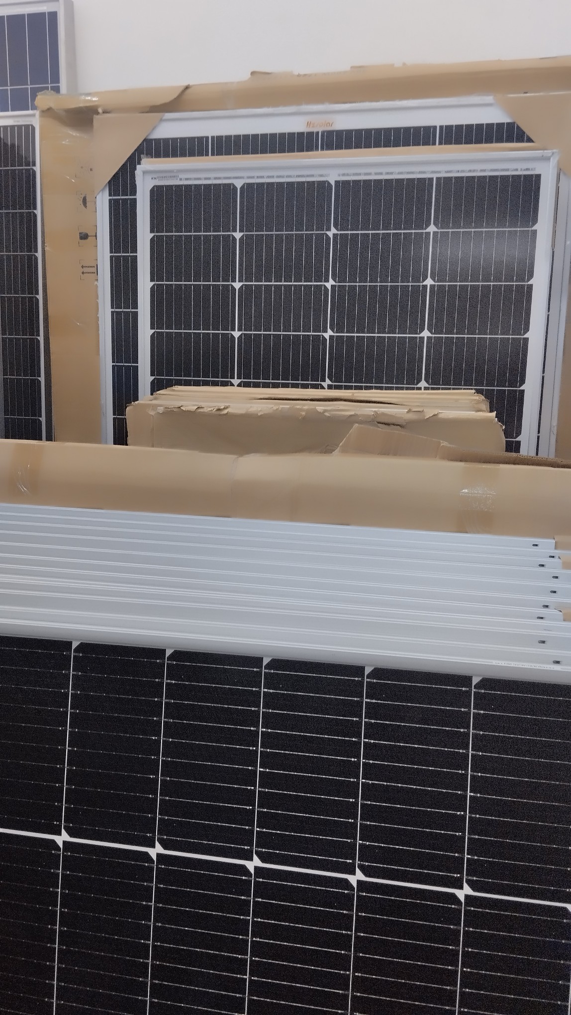 plantas e inversores - Paneles Solares CANADIAN 550 WATTS 2
