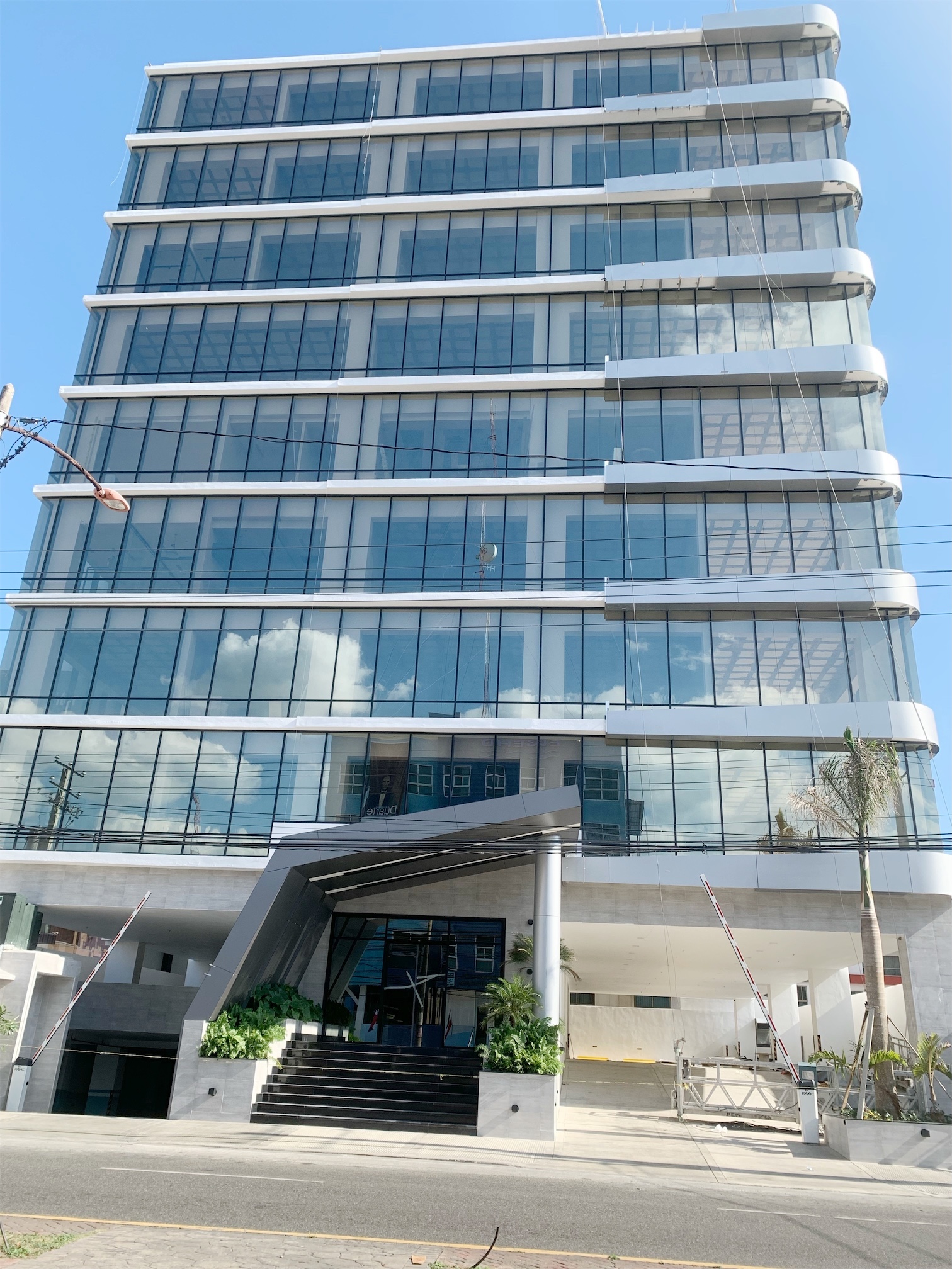 oficinas y locales comerciales - Oficinas corporativas en venta  bella vista 1