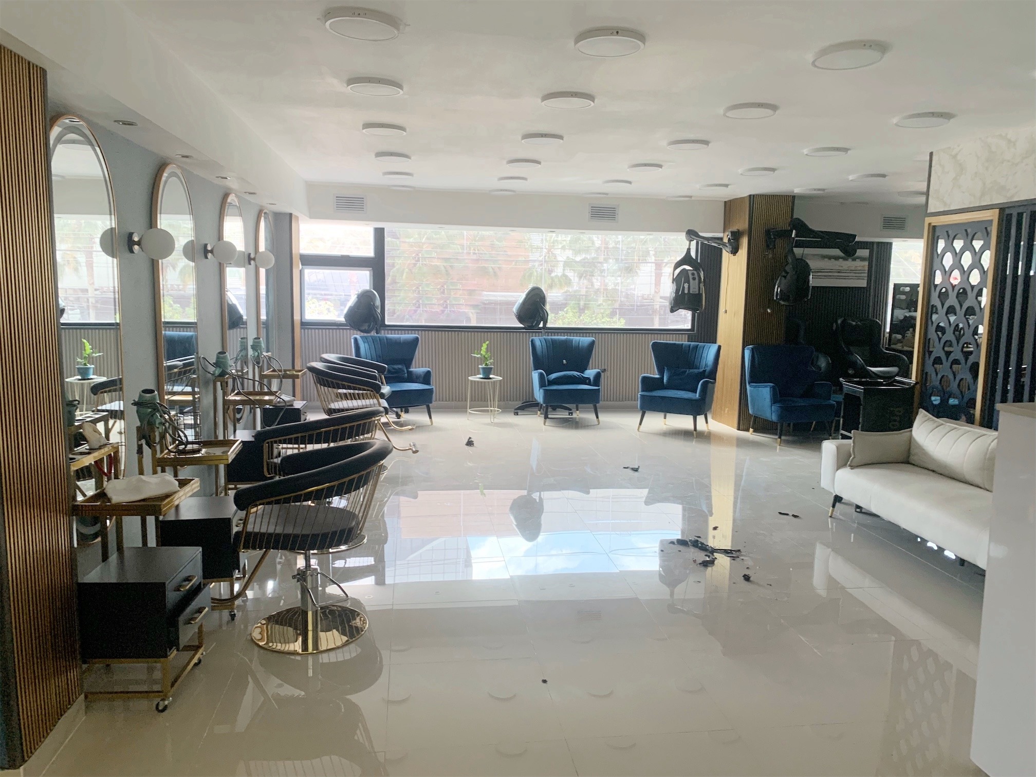 oficinas y locales comerciales - Local amplio y céntrico  bella vista 1
