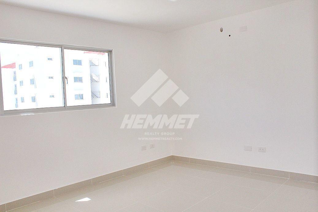 apartamentos - PRIMER PISO CON AREA SOCIAL Y PISCINA LOS RIELES STGO. 4