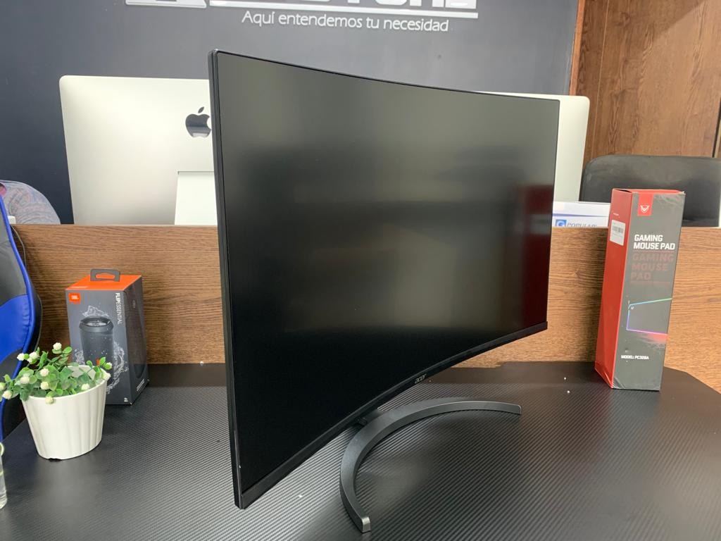computadoras y laptops - Monitor Samsung , MSI , ACER , Dell y HP 20, 22, 23.5 , 27, 32 , 34 PULGADAS 1