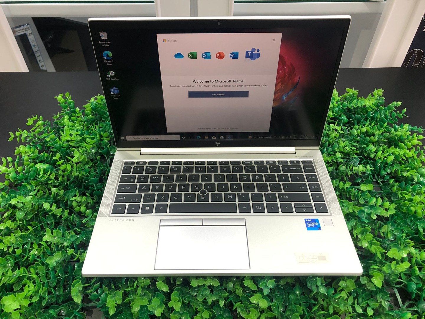 computadoras y laptops - Nueva HP EliteBook i7-11va Generacion 16GB Ram mas 256GB SSD de Almacenamiento 5