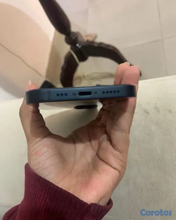celulares y tabletas - IPhone 13 normal de 128gb, usado como nuevo, turbo sim 5