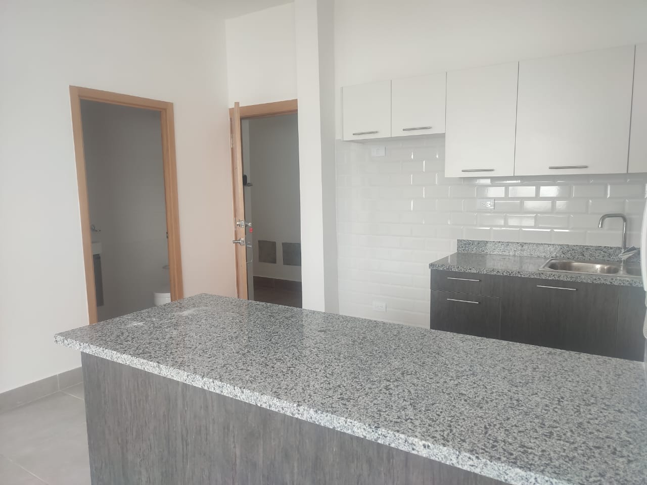 apartamentos - Apartemento en Alquiler en  Bella vista 4