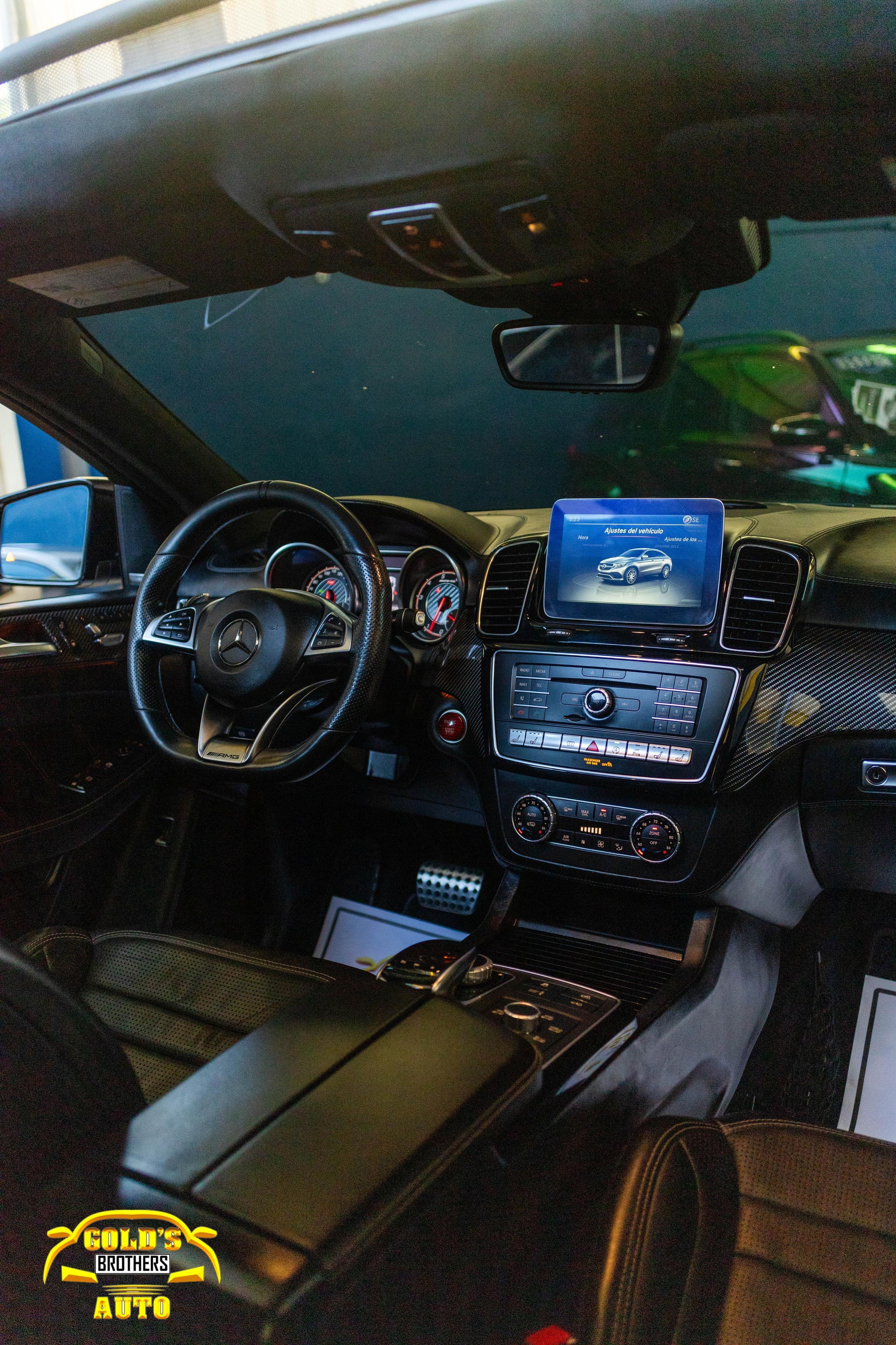 jeepetas y camionetas - Mercedes Benz GLE 63s AMG Coupe 2017 Clean Carfax 8