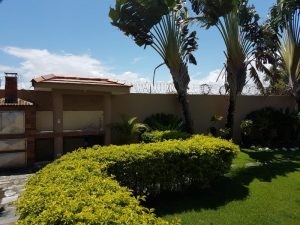 casas - Casa con 4 habitaciones y mucho patio 5