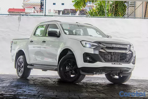 jeepetas y camionetas - Isuzu DMAX 2027 4