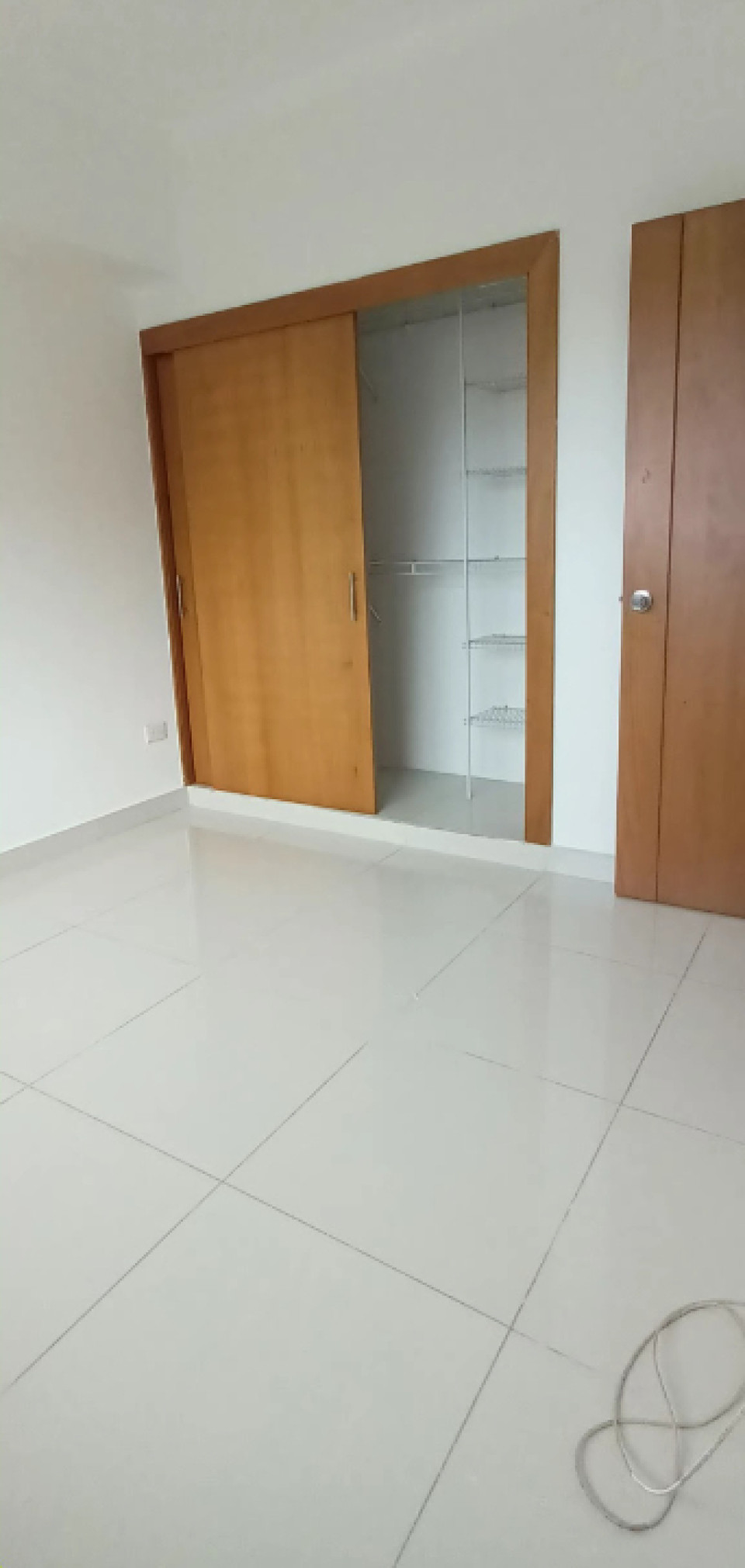 apartamentos - Alquilo apartamento, linea blanca en bella vista 2