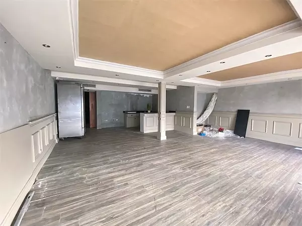 oficinas y locales comerciales - Local en zona céntrica y comercial 4