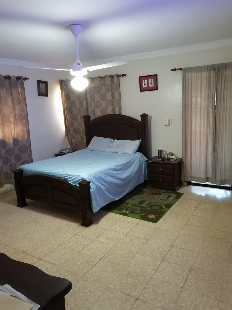 apartamentos - Se vende apartamento clásico en Av. Independencia  2