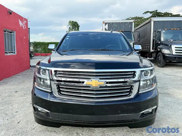carros - Chevrolet Suburban 2015 3