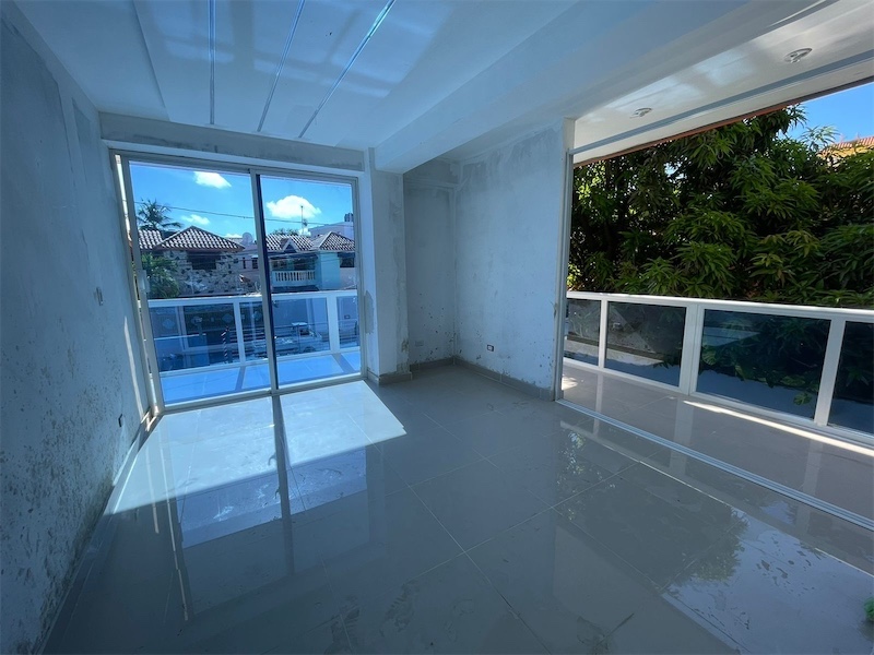 apartamentos - Venta de apartamento en los tres ojos de 160mts Santo Domingo este