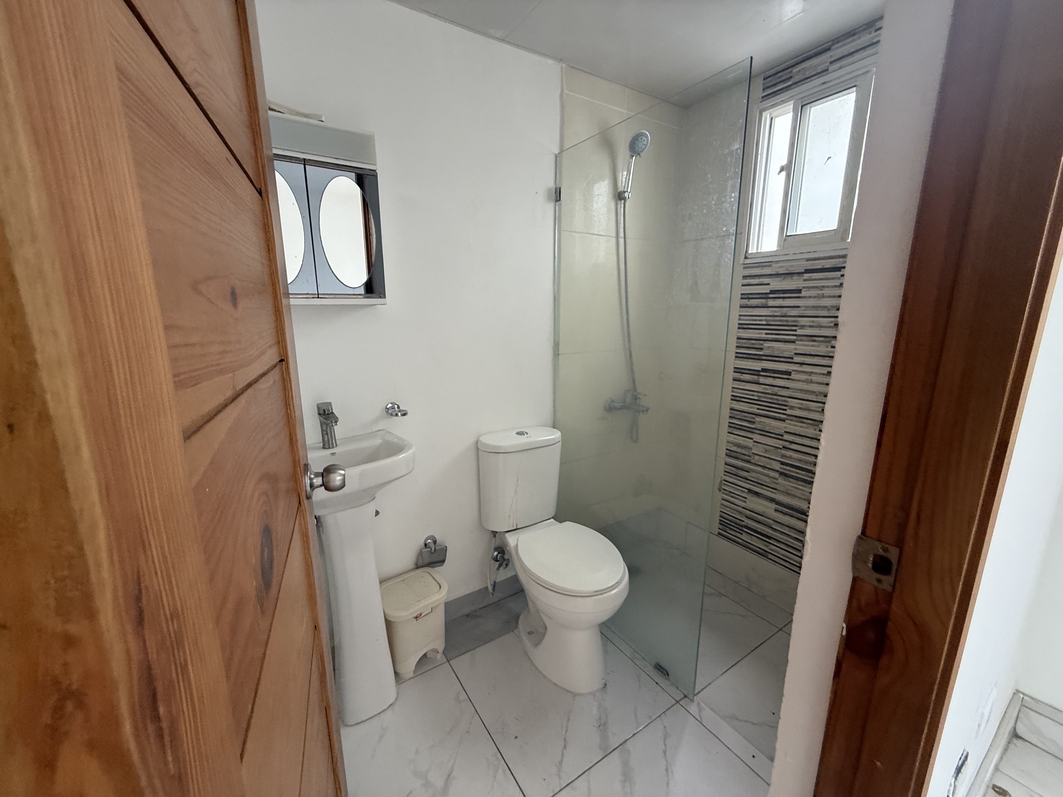 apartamentos - vendo en palma real santiago un tercer nivel  5