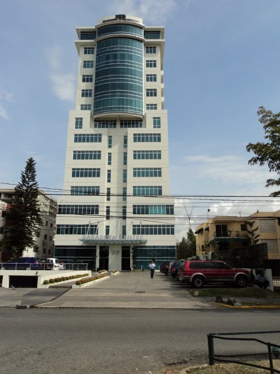 oficinas y locales comerciales - ALQUILO Súper Local en TORRE SARASOTA CENTER En La Misma Sarasota 