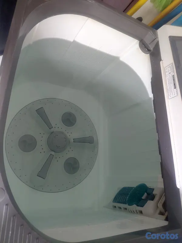 electrodomesticos - Lavadora LG semiautomática super grande. 4
