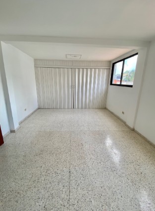 oficinas y locales comerciales - 🛑Alquiler de Local para Oficinas en Piantini 🛑 4