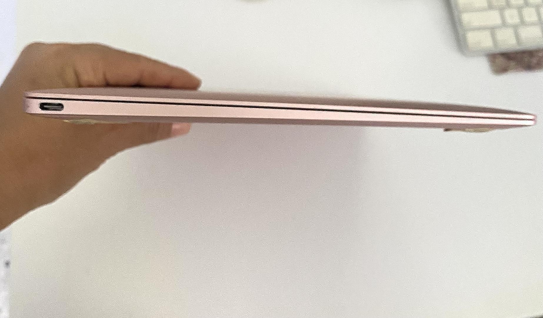 computadoras y laptops - MacBook como nueva 256gb 4