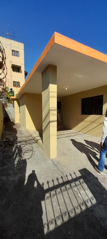 casas - DE OPORTUNIDAD SE VENDE CASA EN ÁLAMO 4
