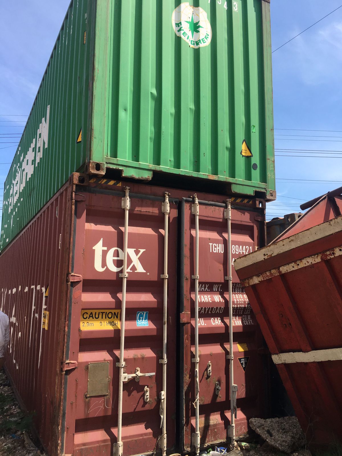 otros vehiculos - Compro Contenedores Maritimos de 20, 40 y 45 pies 1