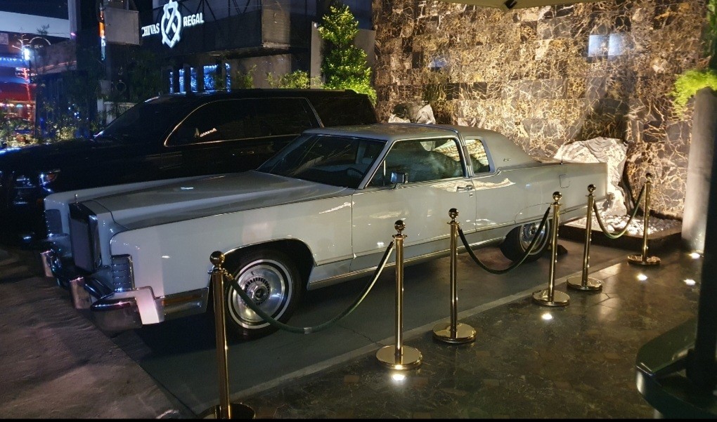 carros - Lincoln Continental 1977 Towncoupe Cartier Edition  7