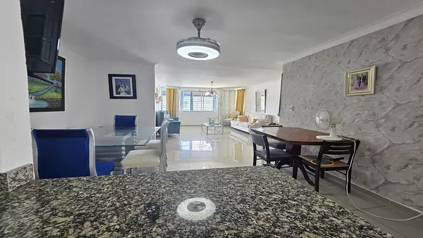 apartamentos - Apartamento en la Jacobo Majluta bien Amplio, Colinas del Arroyo II 5