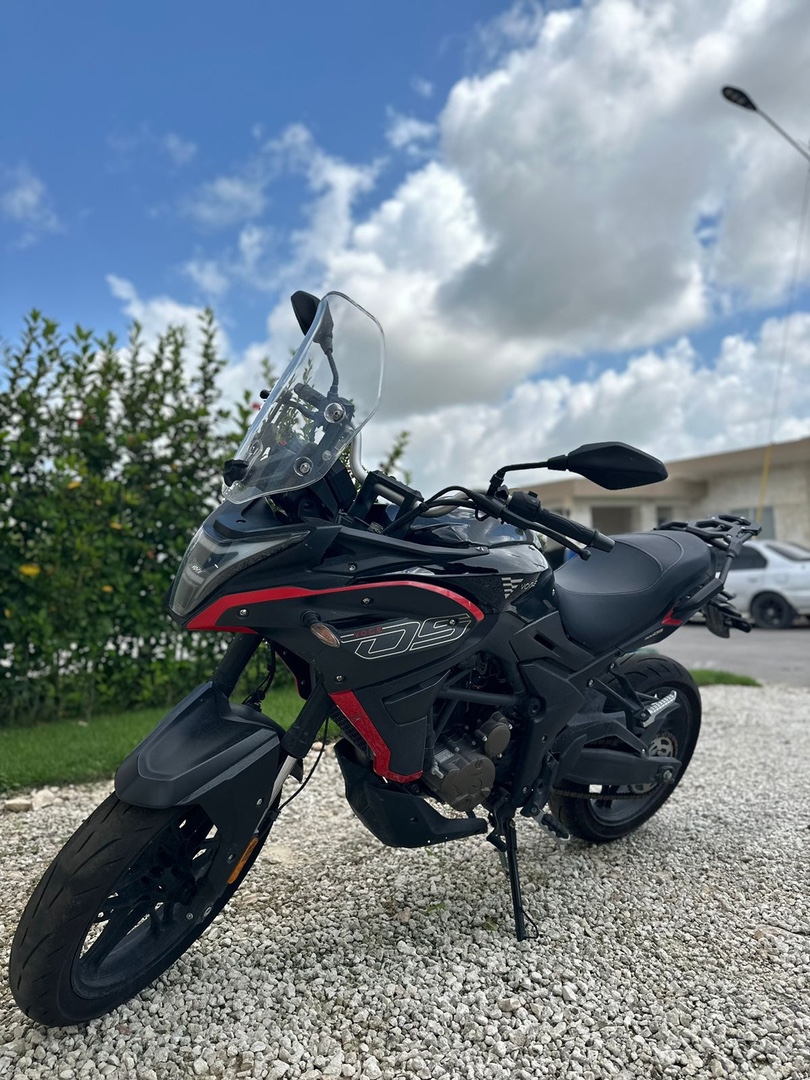 motores y pasolas - VOGE DS3 Loncin 300cc único dueño 2023