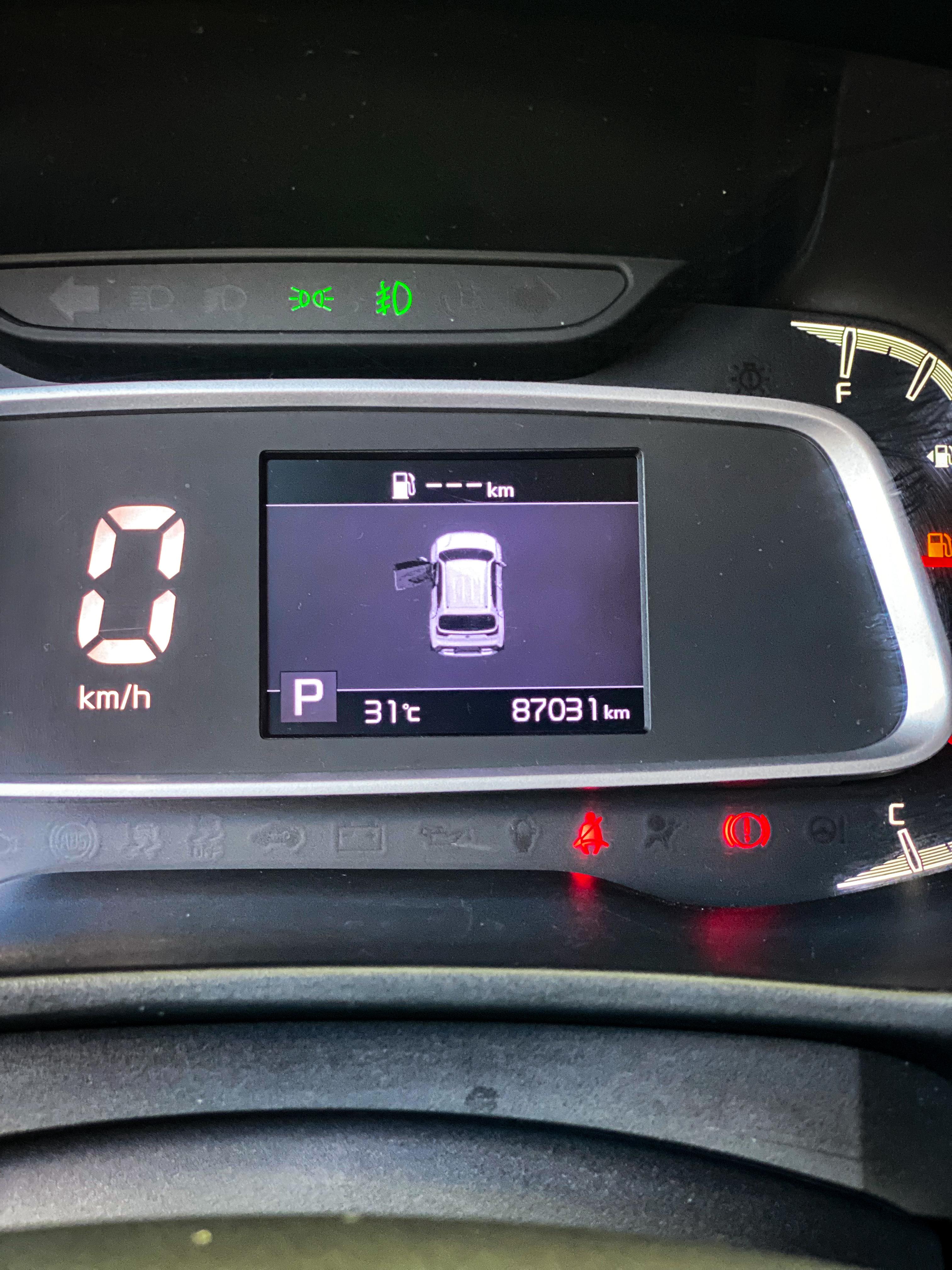 jeepetas y camionetas - Kia Sonet 2021 DE LA CASA, FINANCIAMIENTO DISP. 7