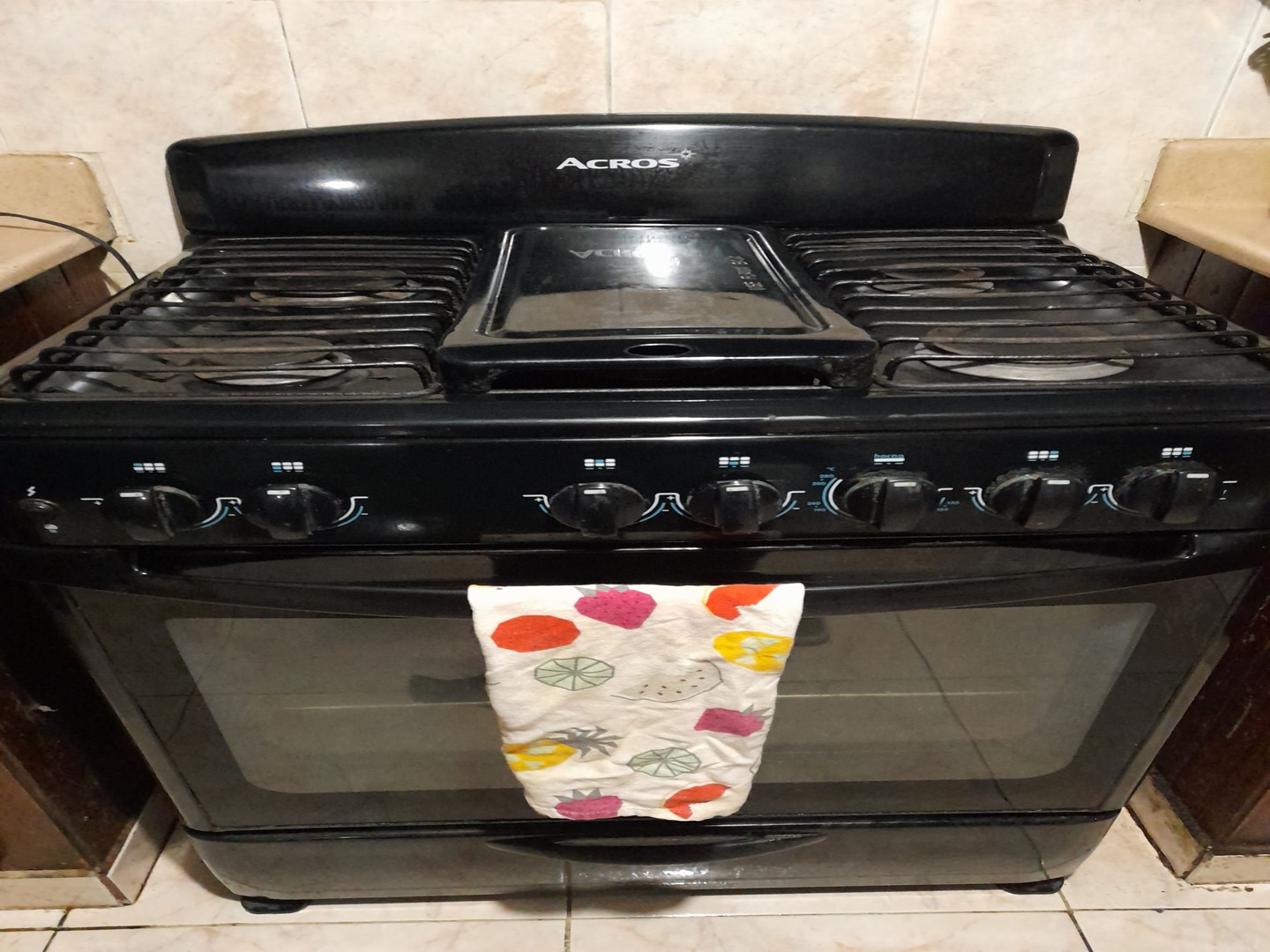 Estufa Across 6 hornillas, horno y quemador