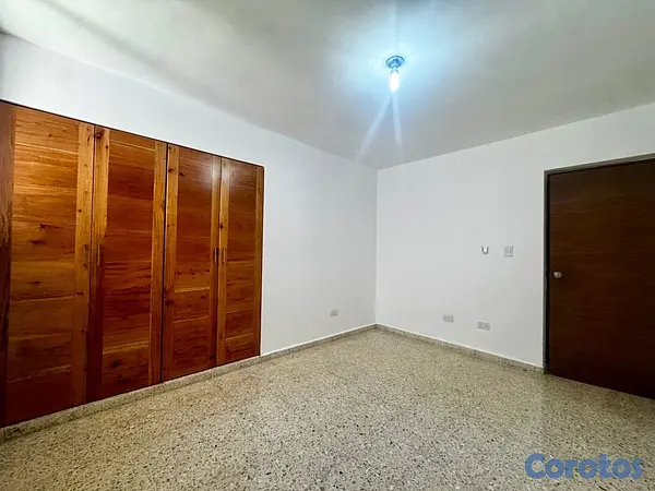 apartamentos - Alquilo apartamento en Evaristo Morales de 3 habitaciones  10