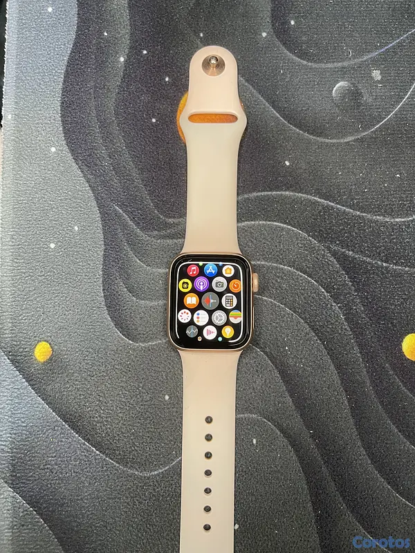 otros electronicos - Apple Watch Serie 4 40mm con sus accesorios  3