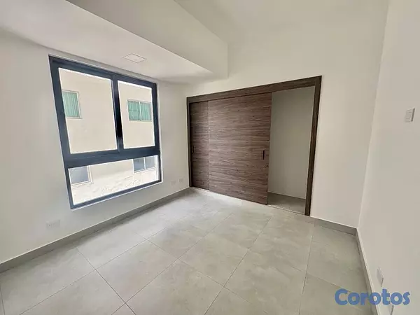 apartamentos - alquiló ensanche naco piso 7 tres habitaciones con su baño dos parqueos  10