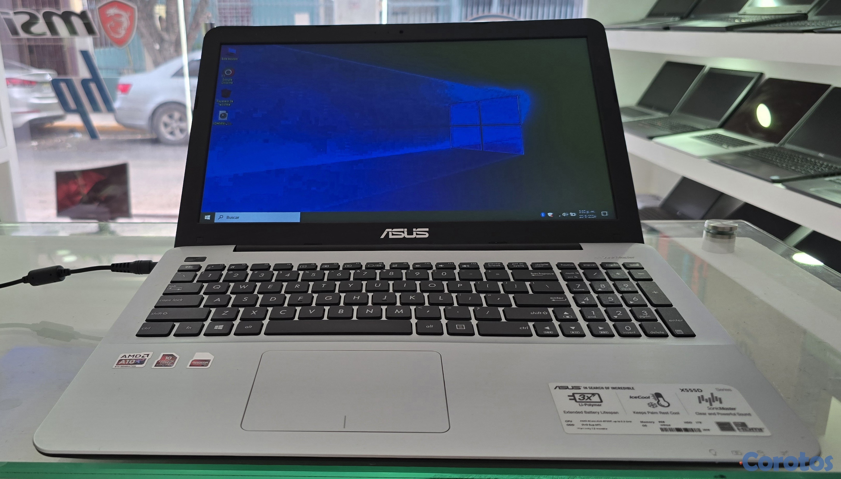 computadoras y laptops - laptop Asus 17 Pulg a10 Quad Core Ram 12gb Disco Solido Video 6gb 3