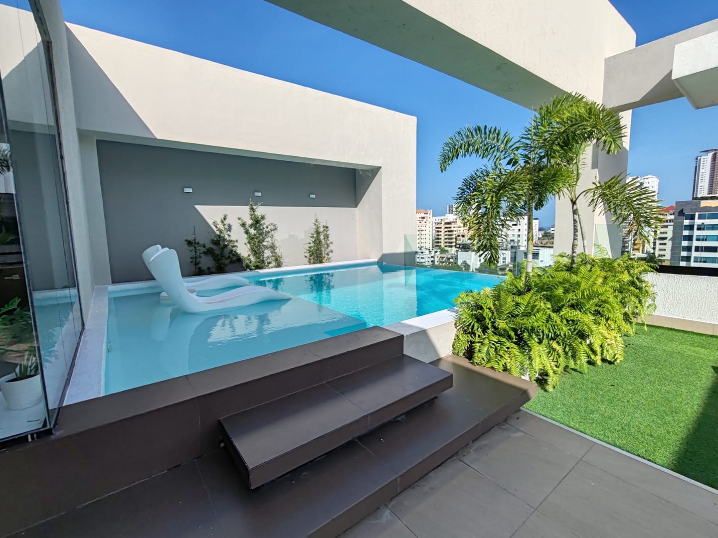 apartamentos - Penthouse en alquiler amueblado, nuevo, en Bella Vista, piscina, terraza, salón. 8