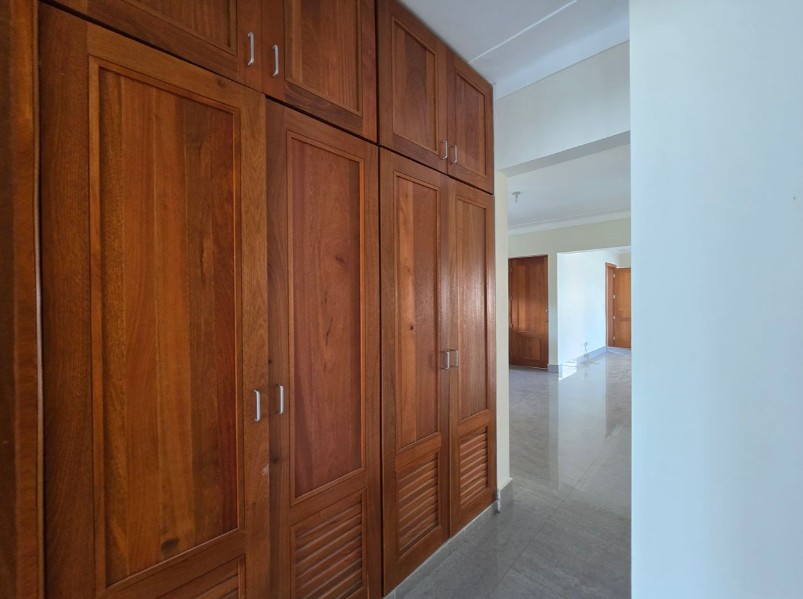 apartamentos - Venta de Apartamento amplio en Naco 6