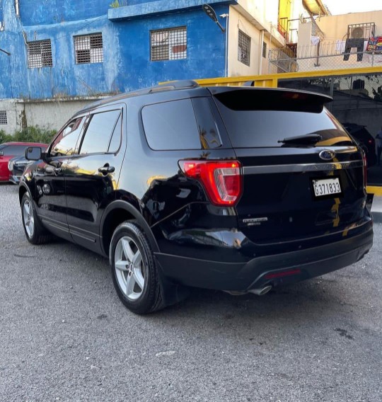 jeepetas y camionetas - Ford Explorer xlt 2016 6